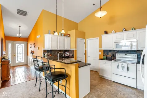 1366 Hamilton Drive Greenwood IN 46143