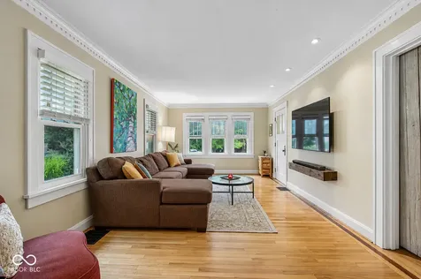 5429 Carrollton Avenue Indianapolis IN 46220