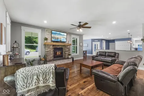 4763 N Nature Hills Lane Martinsville IN 46151