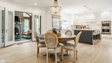 7165 Fox Hollow Ridge Zionsville IN 46077