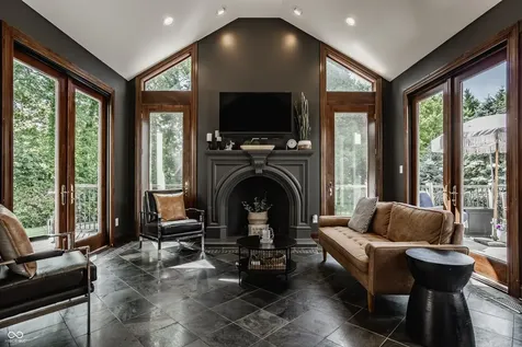 7165 Fox Hollow Ridge Zionsville IN 46077