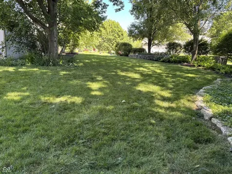 7165 Fox Hollow Ridge Zionsville IN 46077