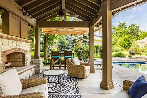 7165 Fox Hollow Ridge Zionsville IN 46077