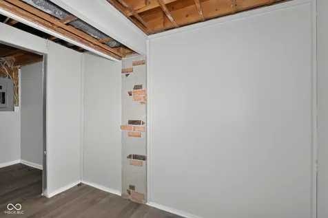 3501 Summerfield Indianapolis IN 46214