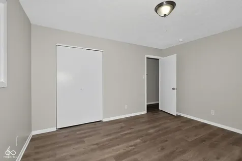 3501 Summerfield Indianapolis IN 46214