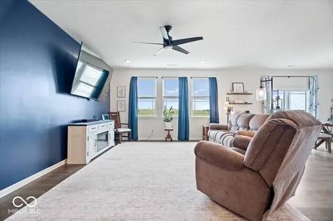 271 Dyson Drive Whiteland IN 46184