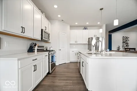 271 Dyson Drive Whiteland IN 46184
