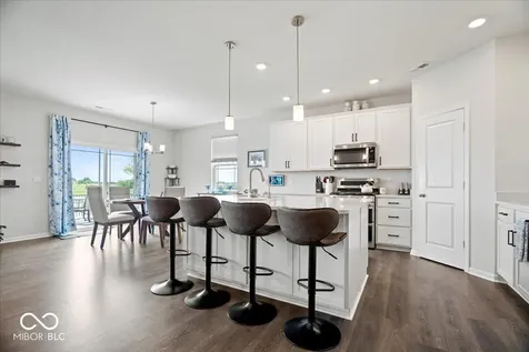 271 Dyson Drive Whiteland IN 46184
