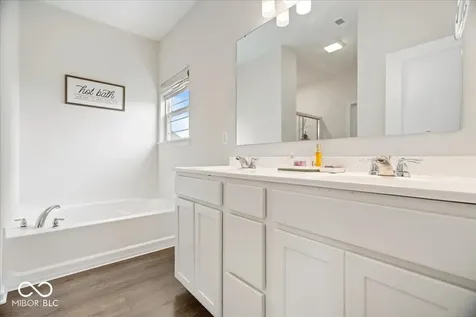271 Dyson Drive Whiteland IN 46184