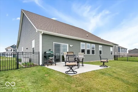 271 Dyson Drive Whiteland IN 46184