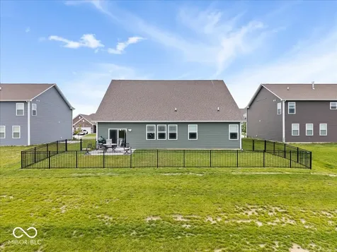 271 Dyson Drive Whiteland IN 46184