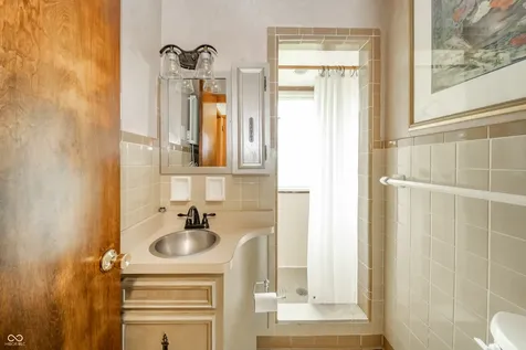 2217 Melody Lane Anderson IN 46012