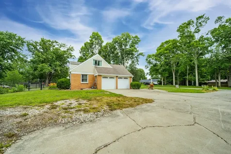 2217 Melody Lane Anderson IN 46012