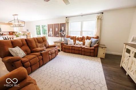 1162 W Thornridge Way Spencer IN 47460