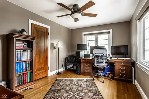 435 Blue Ridge Indianapolis IN 46208