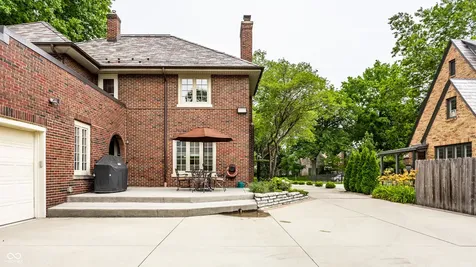 435 Blue Ridge Indianapolis IN 46208
