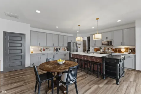 4252 Lauder Road Bargersville IN 46106