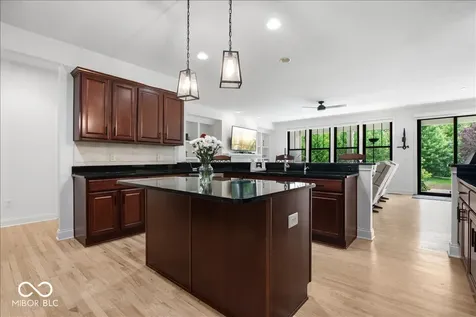 910 Viking Sunrise Lane Westfield IN 46074