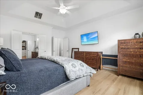 910 Viking Sunrise Lane Westfield IN 46074