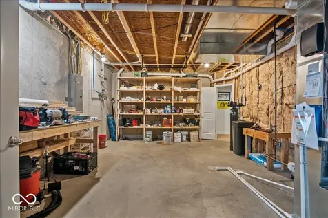 910 Viking Sunrise Lane Westfield IN 46074