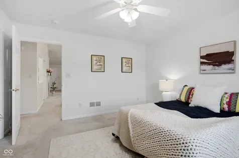3831 Oak Trail Indianapolis IN 46237