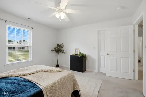 3831 Oak Trail Indianapolis IN 46237