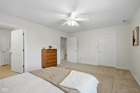 3831 Oak Trail Indianapolis IN 46237