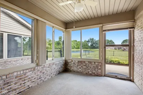 3831 Oak Trail Indianapolis IN 46237
