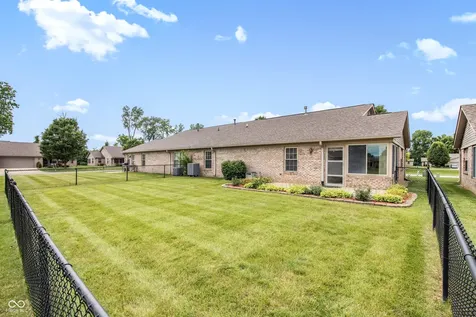 3831 Oak Trail Indianapolis IN 46237