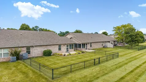 3831 Oak Trail Indianapolis IN 46237