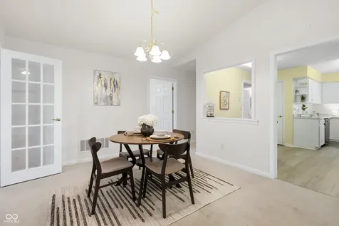 3831 Oak Trail Indianapolis IN 46237