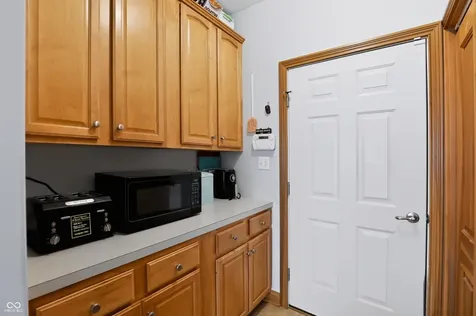 848 Hildebrand Drive Indianapolis IN 46217