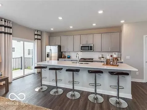 7010 Sunstone Place Carmel IN 46033