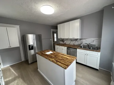 502 W Hillside Avenue Spencer IN 47460