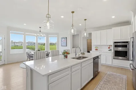 5402 Peachtree Road Zionsville IN 46077