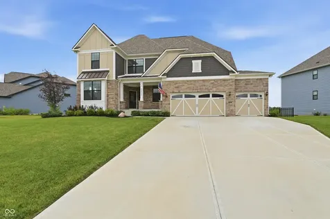 5402 Peachtree Road Zionsville IN 46077