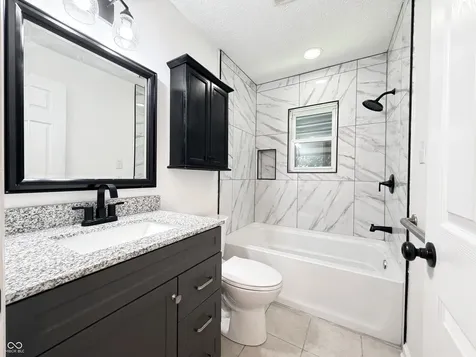 5115 E 20th Place Indianapolis IN 46218