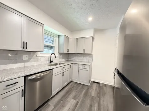 5115 E 20th Place Indianapolis IN 46218