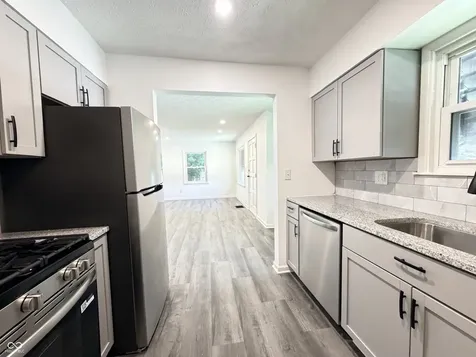 5115 E 20th Place Indianapolis IN 46218