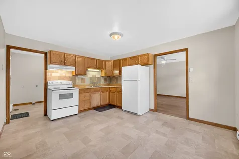 2231 Mapleton Court Columbus IN 47201