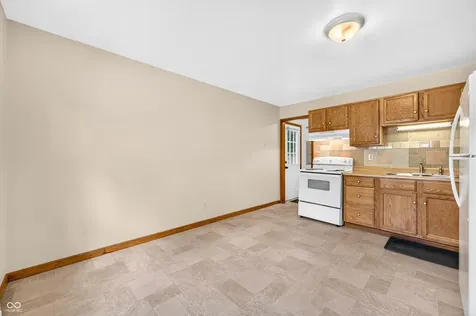 2231 Mapleton Court Columbus IN 47201