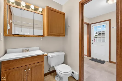 2231 Mapleton Court Columbus IN 47201