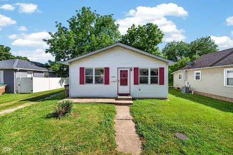 2231 Mapleton Court Columbus IN 47201