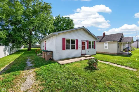 2231 Mapleton Court Columbus IN 47201