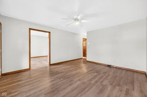 2231 Mapleton Court Columbus IN 47201