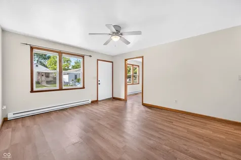 2231 Mapleton Court Columbus IN 47201
