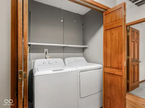 1659 Park Ridge Indianapolis IN 46229