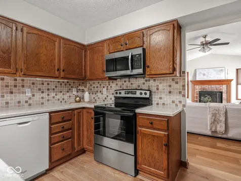 1659 Park Ridge Indianapolis IN 46229
