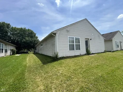 4262 Village Bend Drive Indianapolis IN 46254