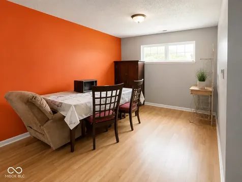 4262 Village Bend Drive Indianapolis IN 46254